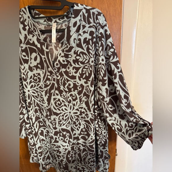 Dear Scarlett Chocolate Mint 3/4 Sleeve V Neck Tunic Top size XL - Picture 9 of 13